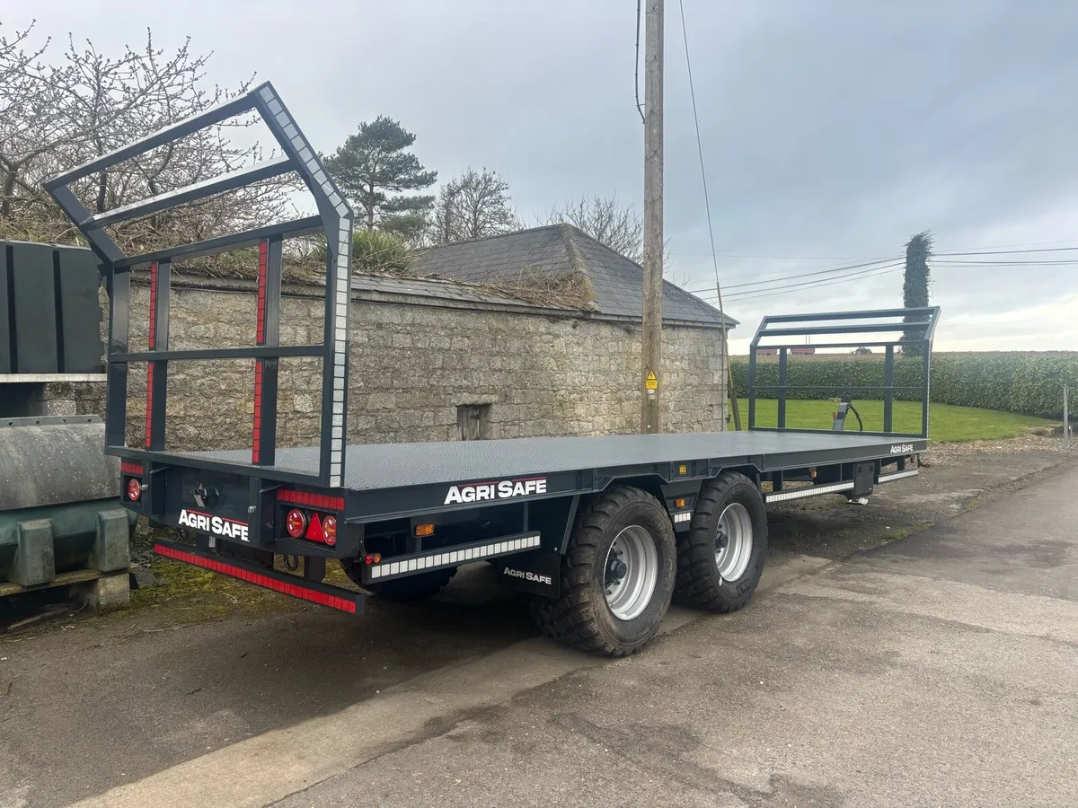 Agrisafe 28ft bale trailer - Image 2