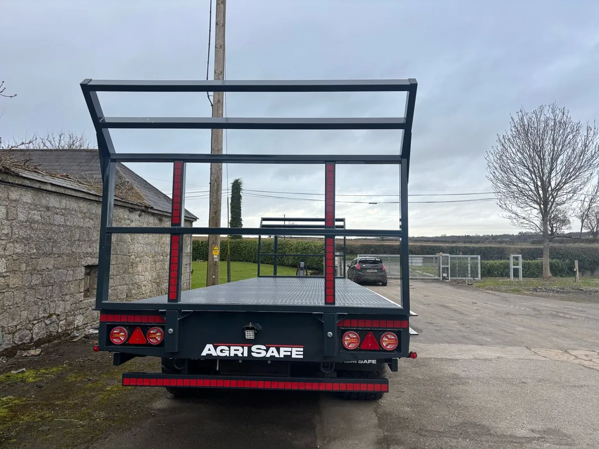 Agrisafe 28ft bale trailer - Image 3