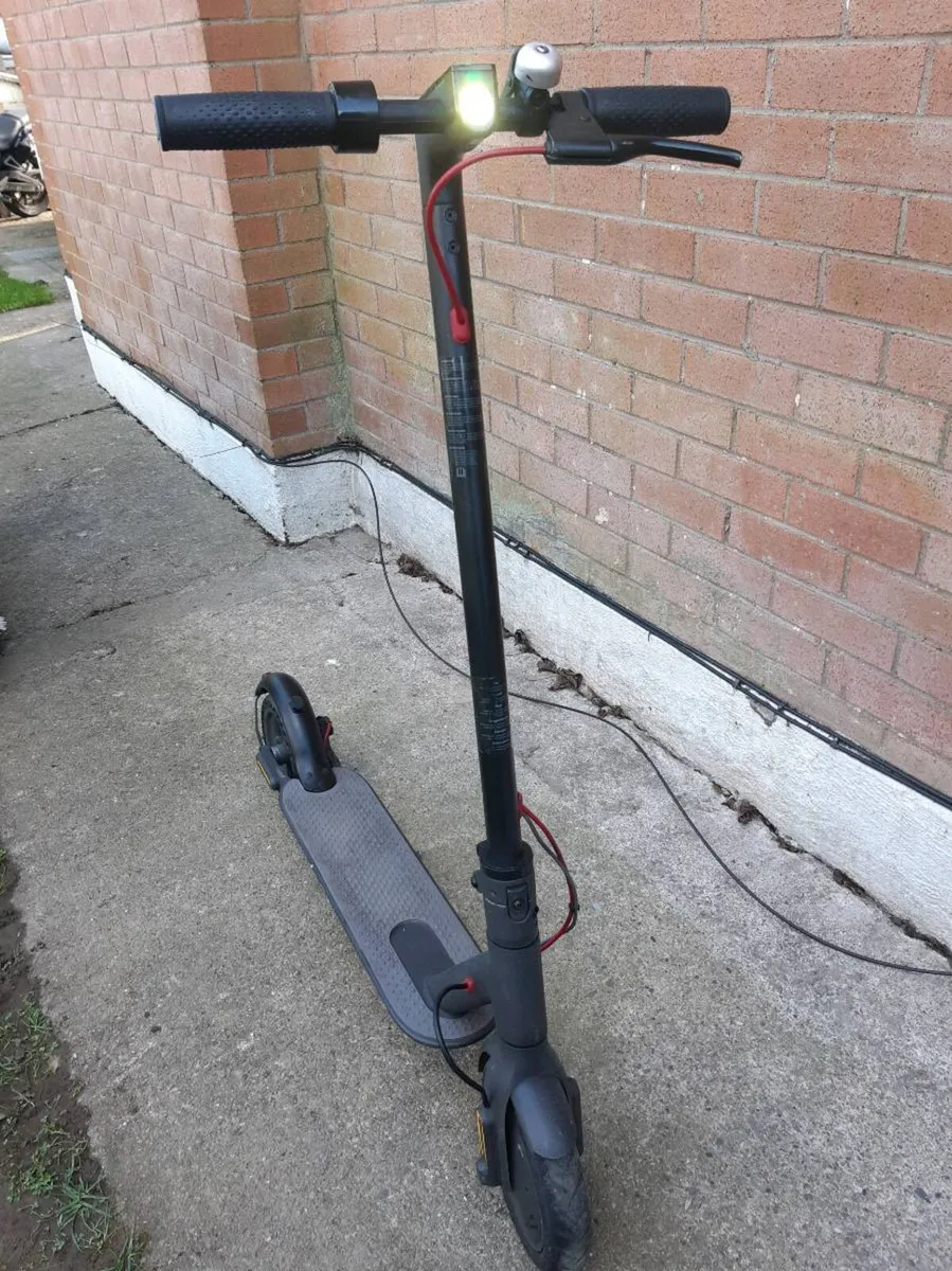 Xiaomi Mi Electric Scooter - Image 4