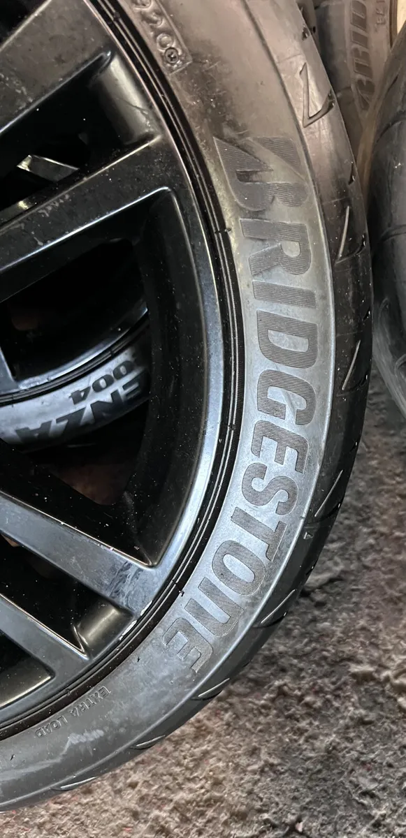 R17 Audi  Original genuine  factory s line spor - Image 2