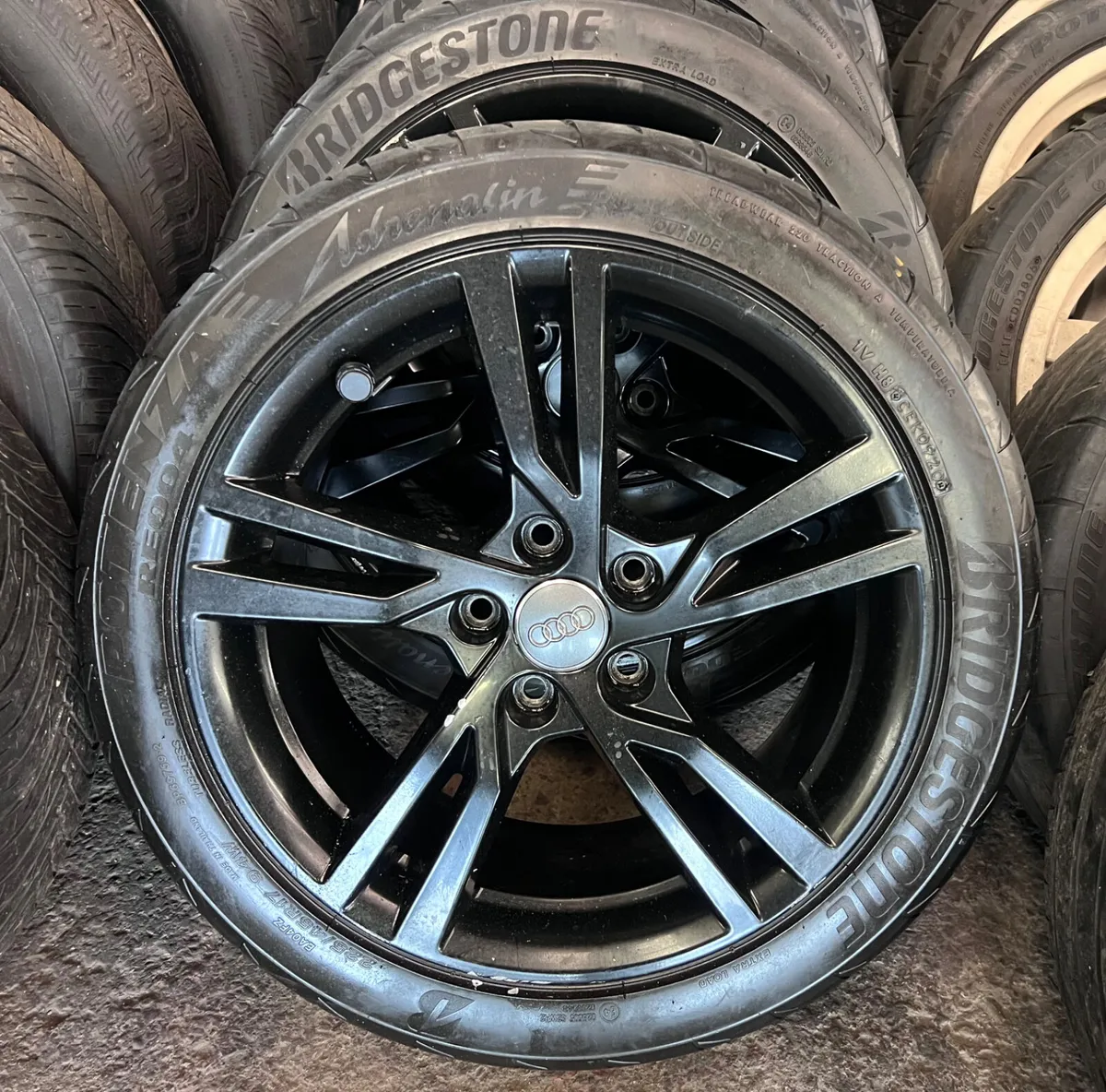 R17 Audi  Original genuine  factory s line spor - Image 1