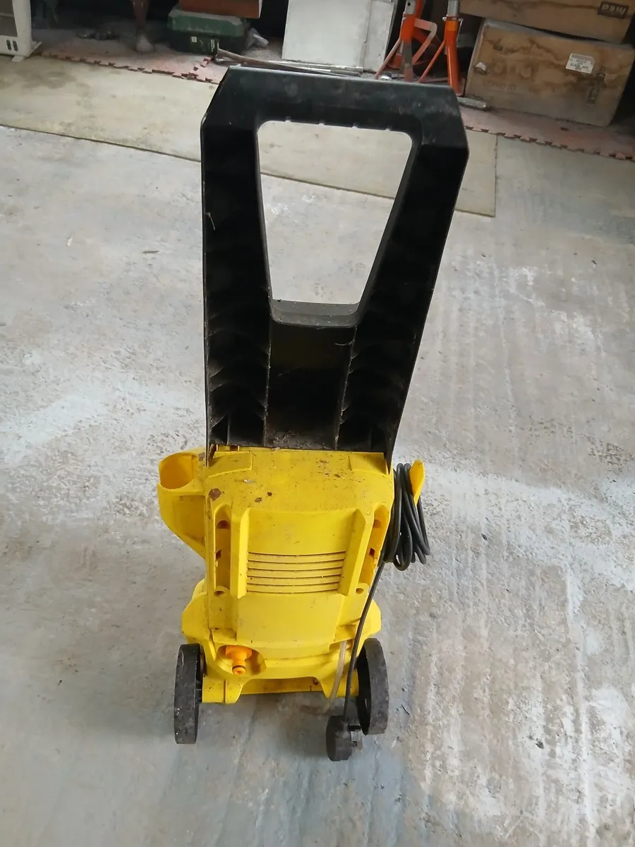 Pressure washer - Image 2