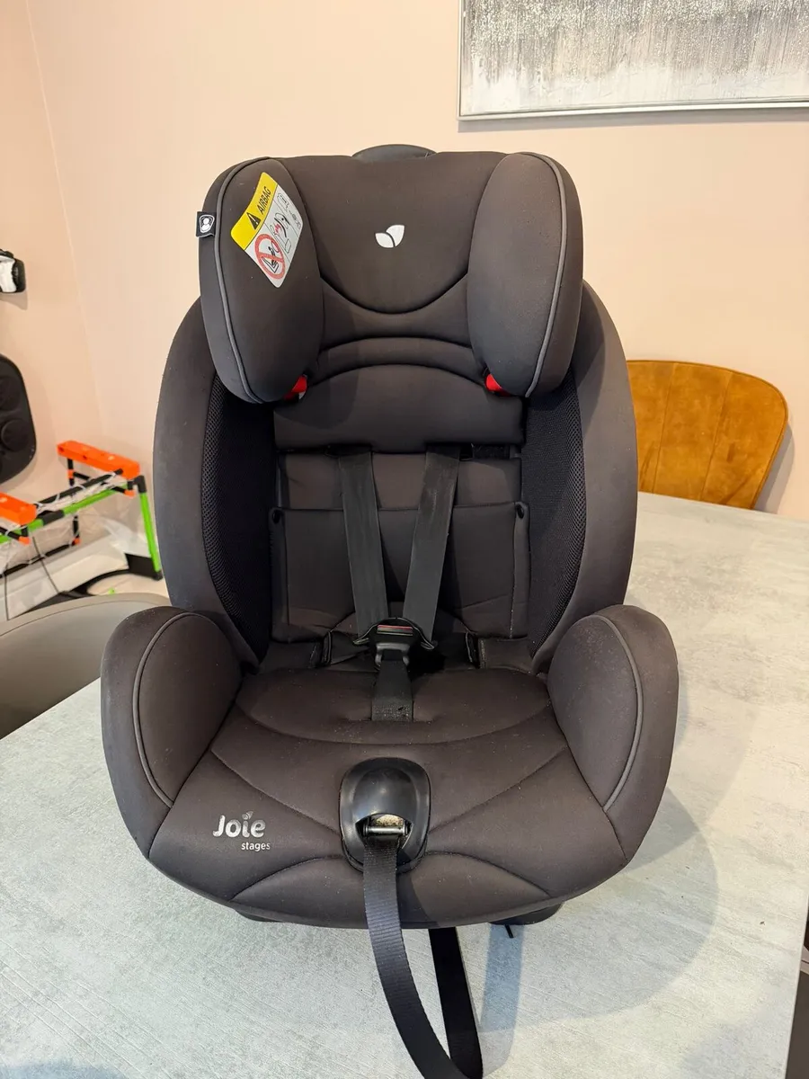 Car seat - Image 1