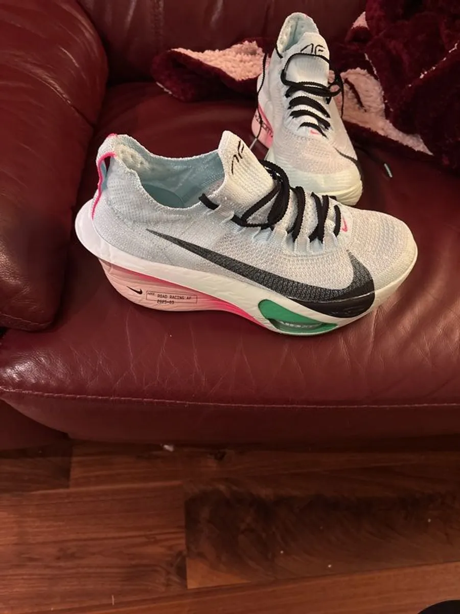 Nike Alphafly 3 - UK 10 - 13km ran - Image 2