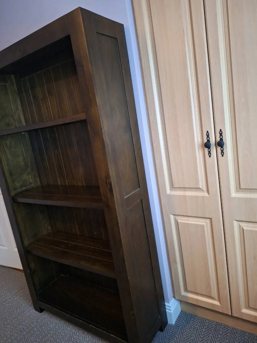 Bookcase shelves - Image 2