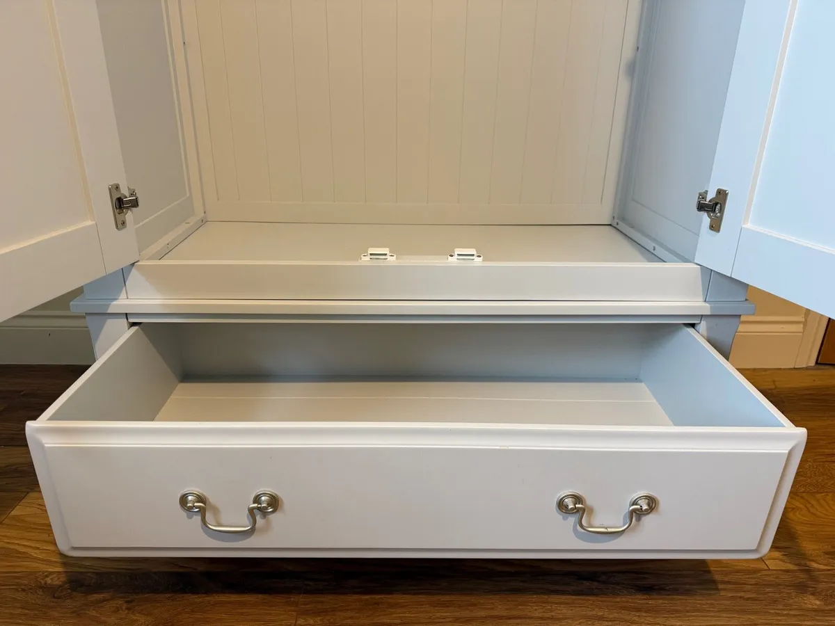 Wardrobe (Georgia style) - Image 3