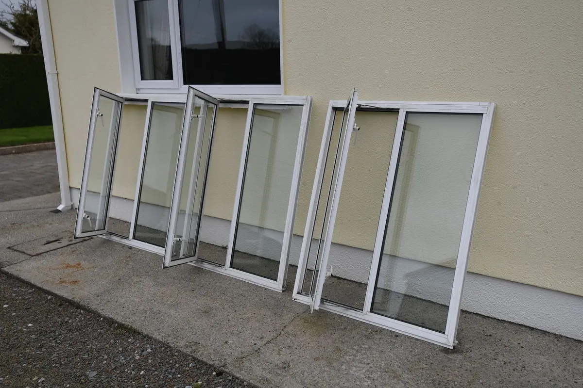 WHITE ALUMINIUM   WINDOWS - Image 4