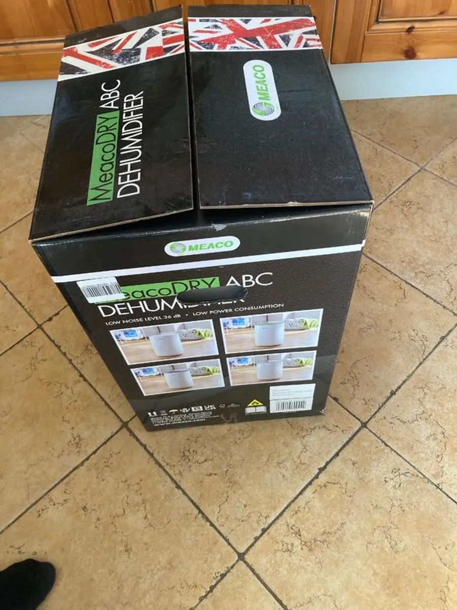 Meaco 12 litre dehumidifier - Image 1