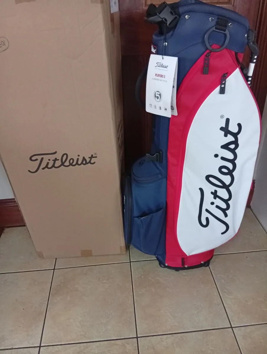 Titleist NEW NEW NEW Players 5 Stand Bag - Image 1