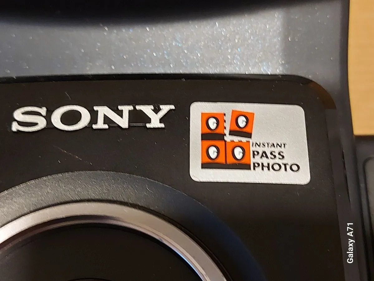 Sony Digital Still Camera Model DKC-C300X Bluetoot - Image 2