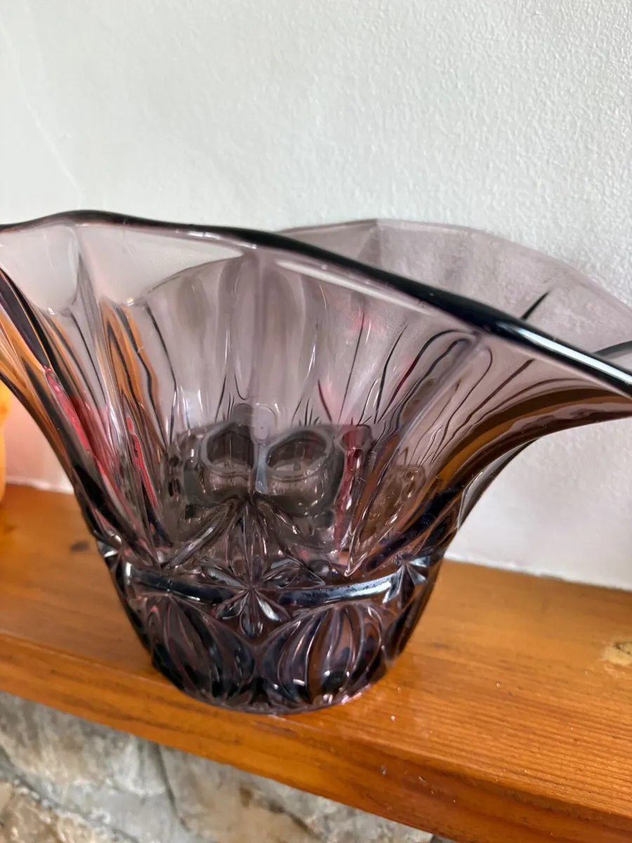 Vintage glass flower bowl - Image 1