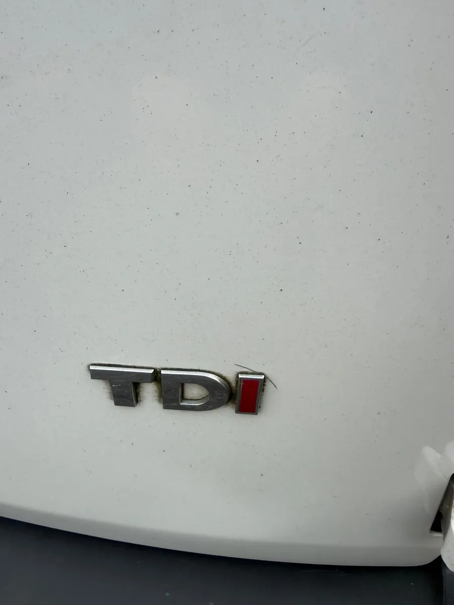 Volkswagen Caddy 2011 - Image 1