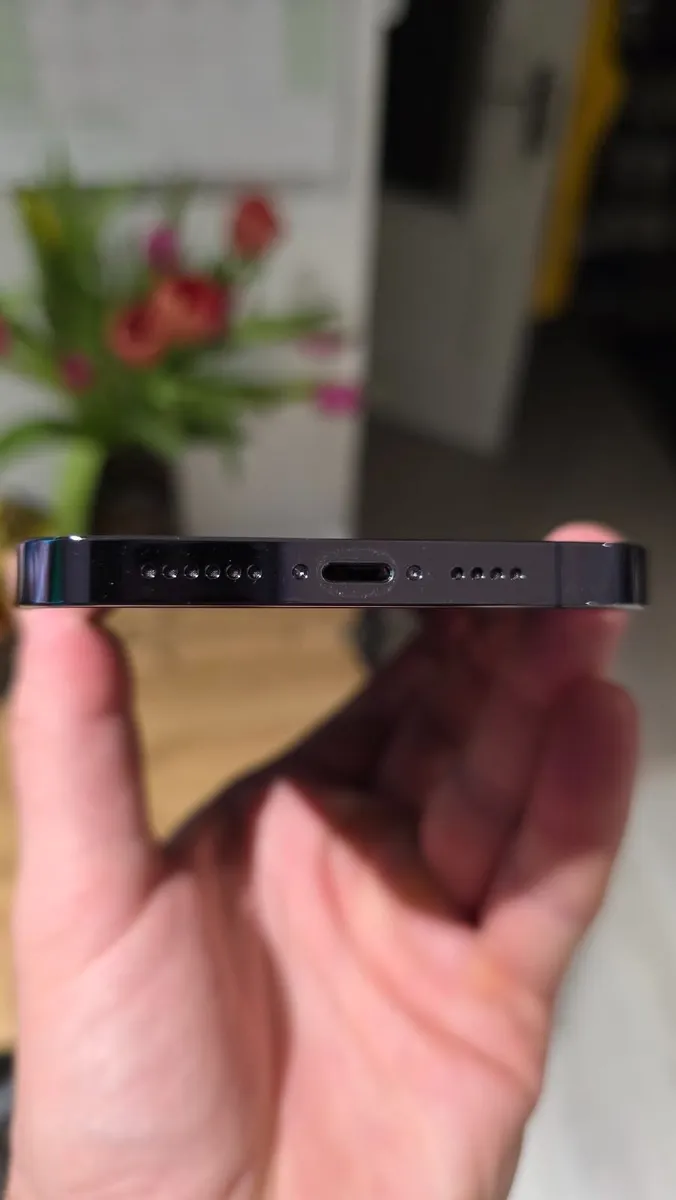 IPhone 14 Pro Max - Image 4