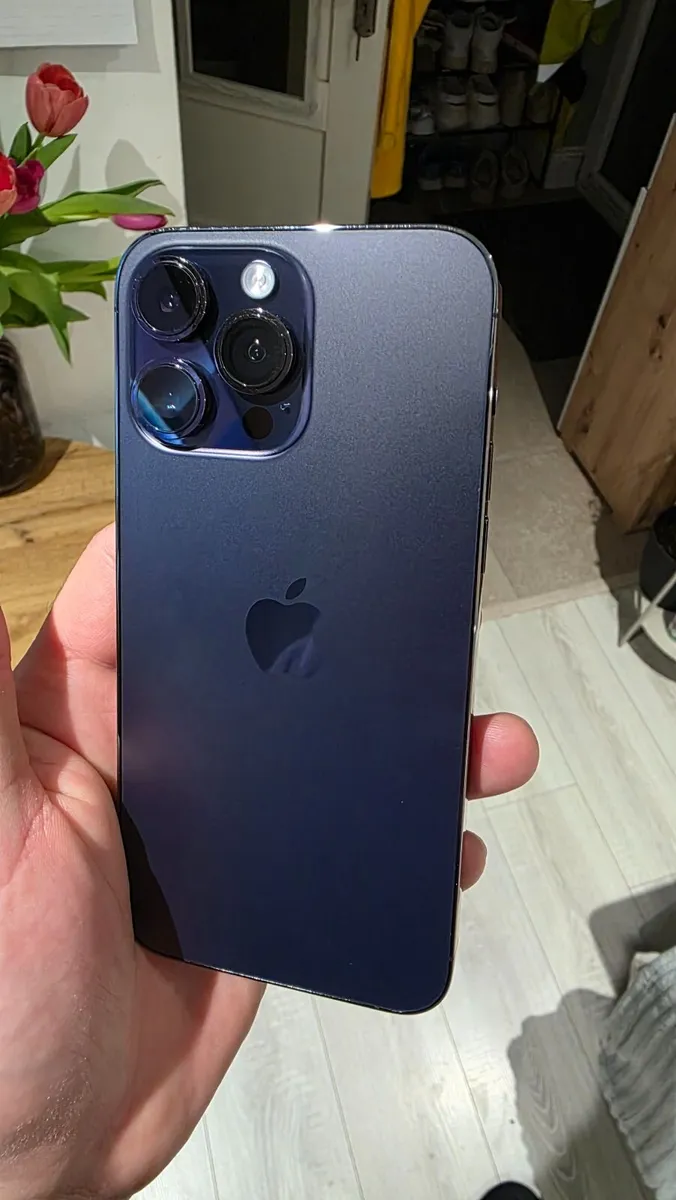 IPhone 14 Pro Max - Image 1