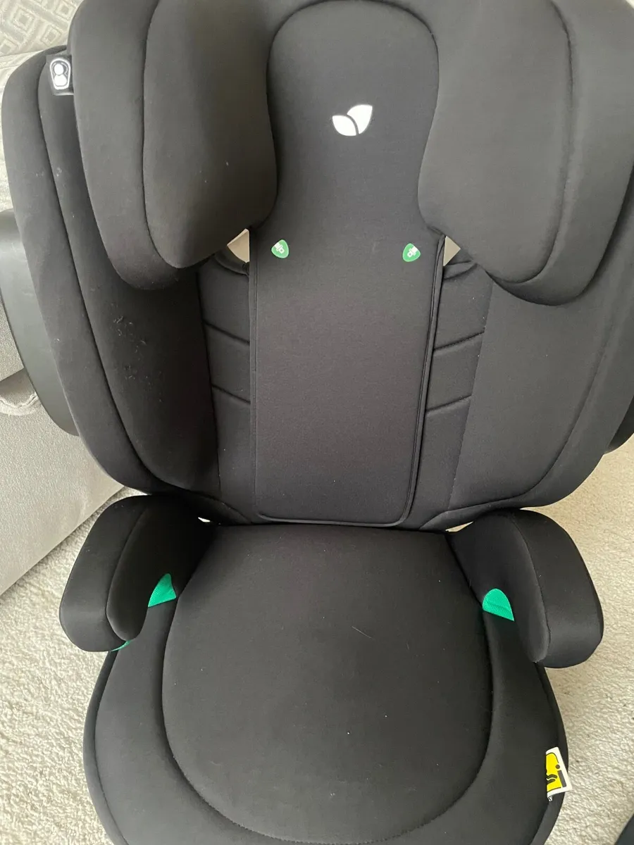 TWO CAR SEATS - Image 2