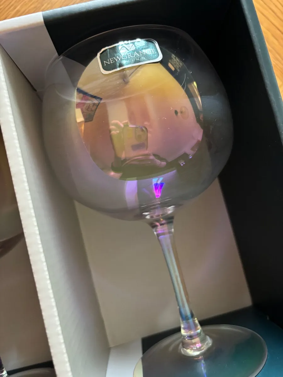 NEWGRANGE LIVING Unicorn Lusture Gin Glass Set - Image 4