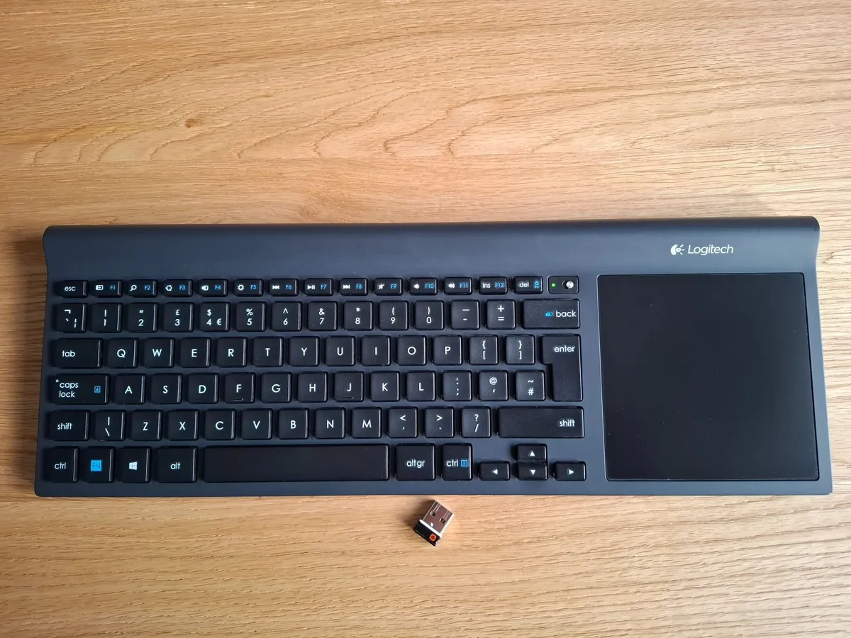 Logitech TK820 Wireless Keyboard + Touchpad - Image 1