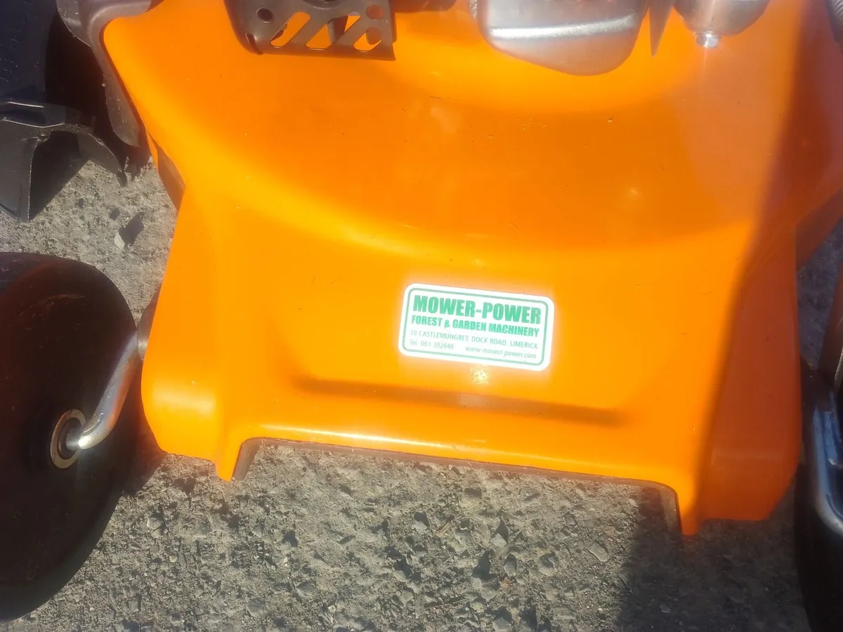 STIHL 253 T LAWN MOWER - Image 3