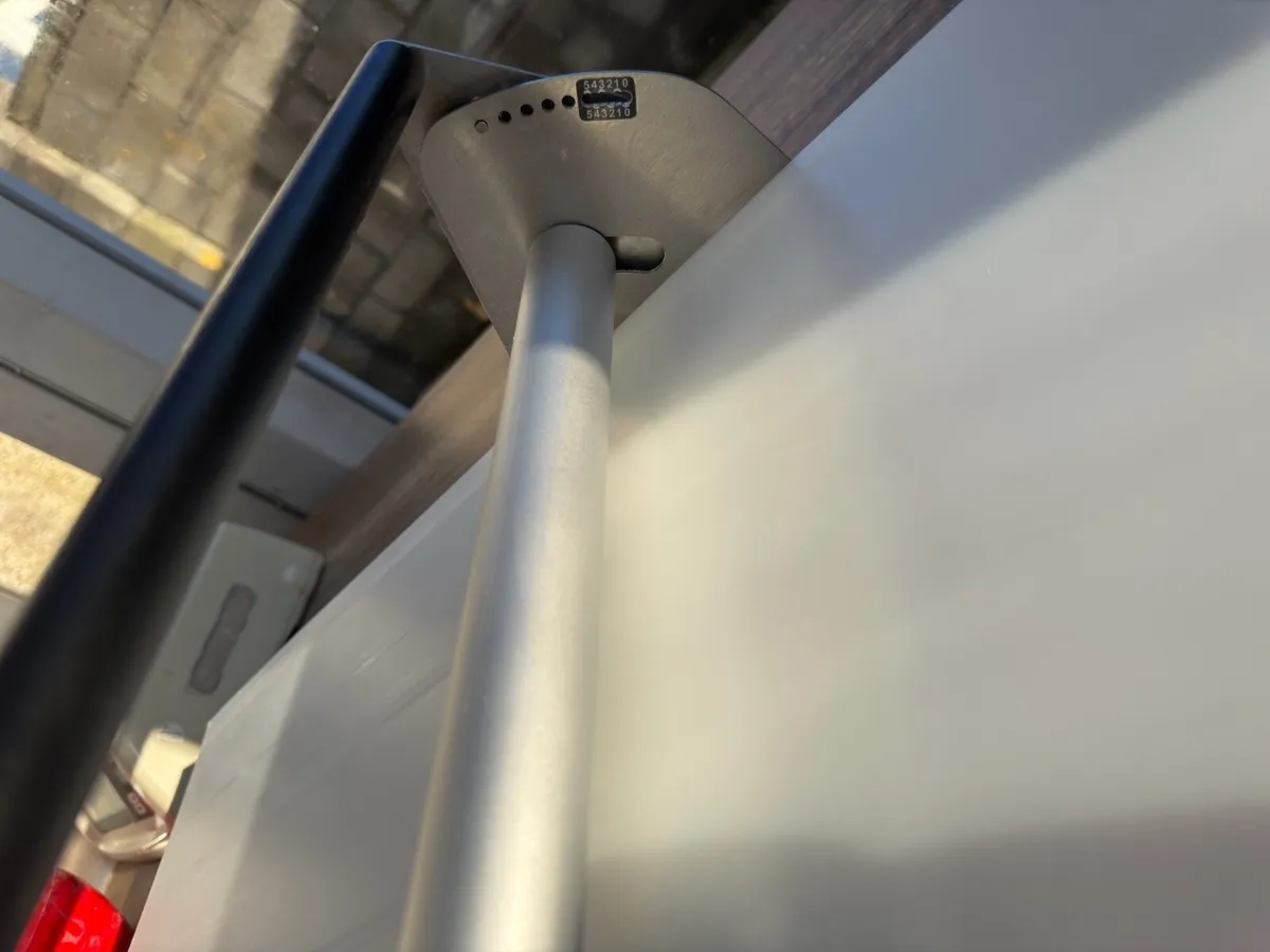 Manual dough sheeter in excellent condition. - Image 2