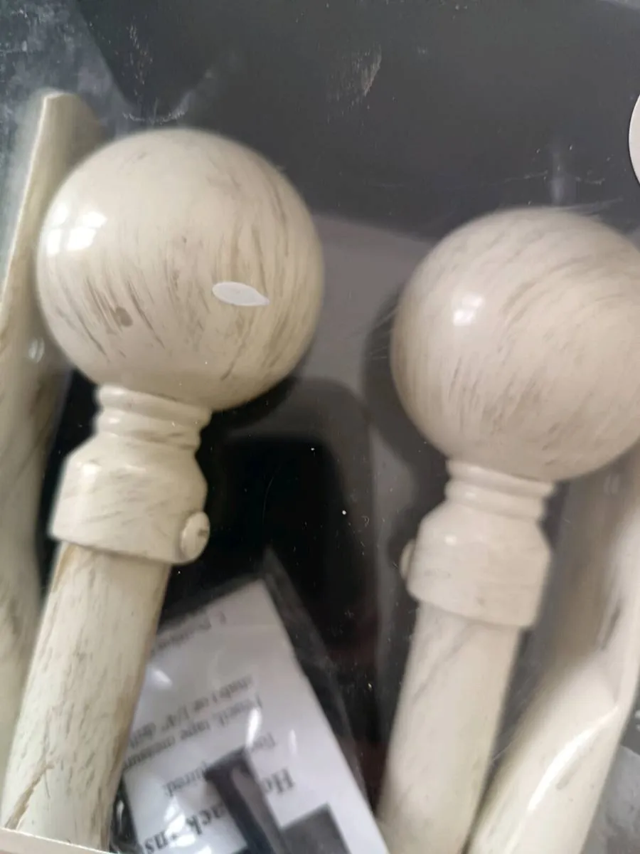 Curtain tiebacks - Image 2