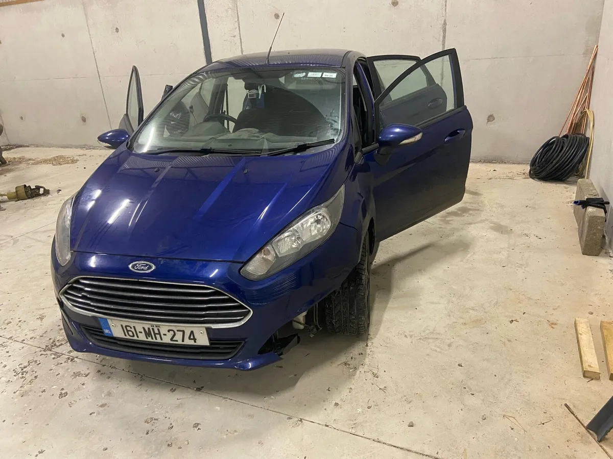 Ford Fiesta - Image 2