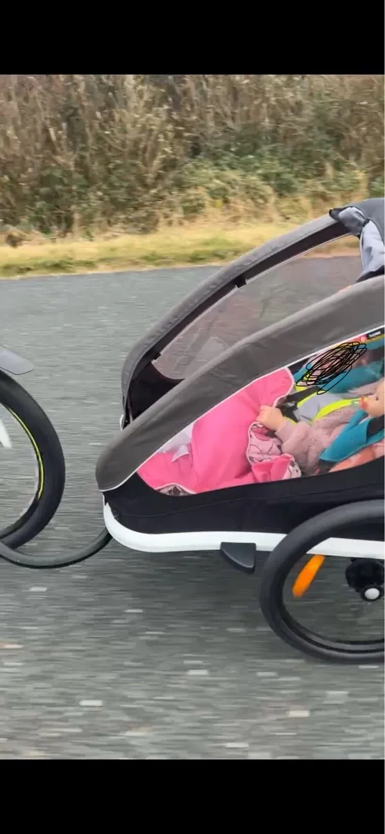 Hamax twin bike trailer - Image 3