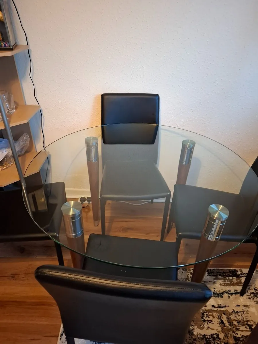 Table and  4 chair - Image 1