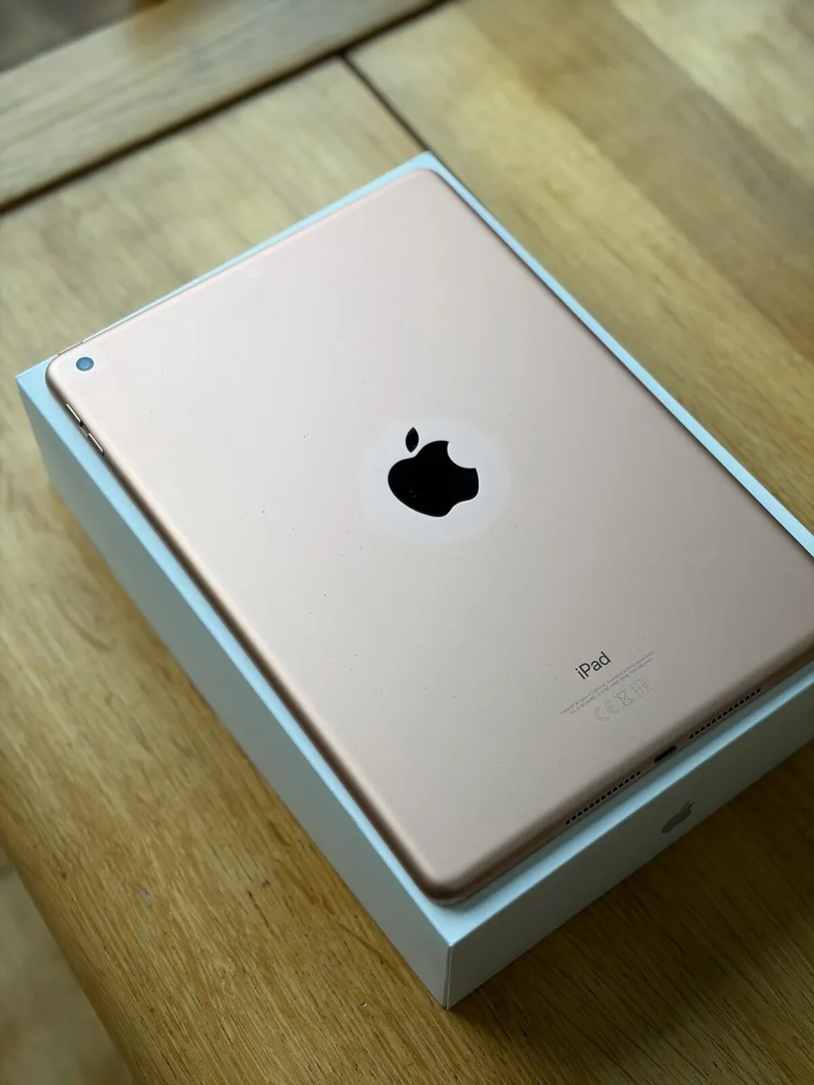 Apple iPad 32gb WiFi(Gen6). Blush Gold - Image 4