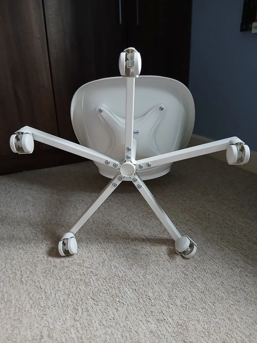 Ikea Kids chair - Image 4