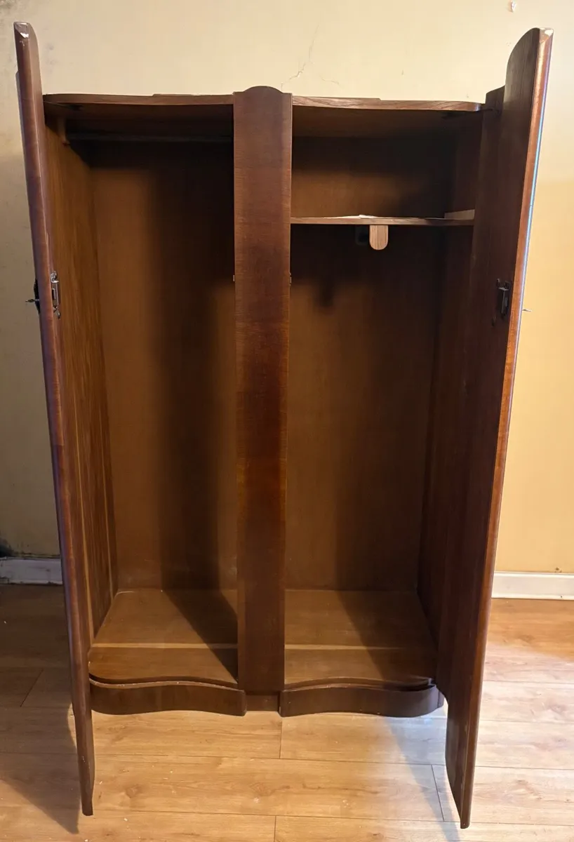 Vintage 1950s Walnut Veneer Bedroom Furniture - Image 4