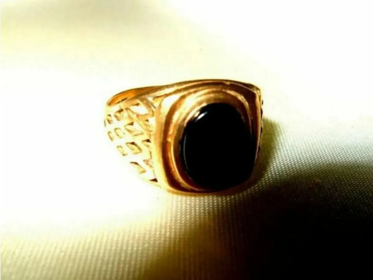 Vintage Gentlemans Signet Ring - Image 4