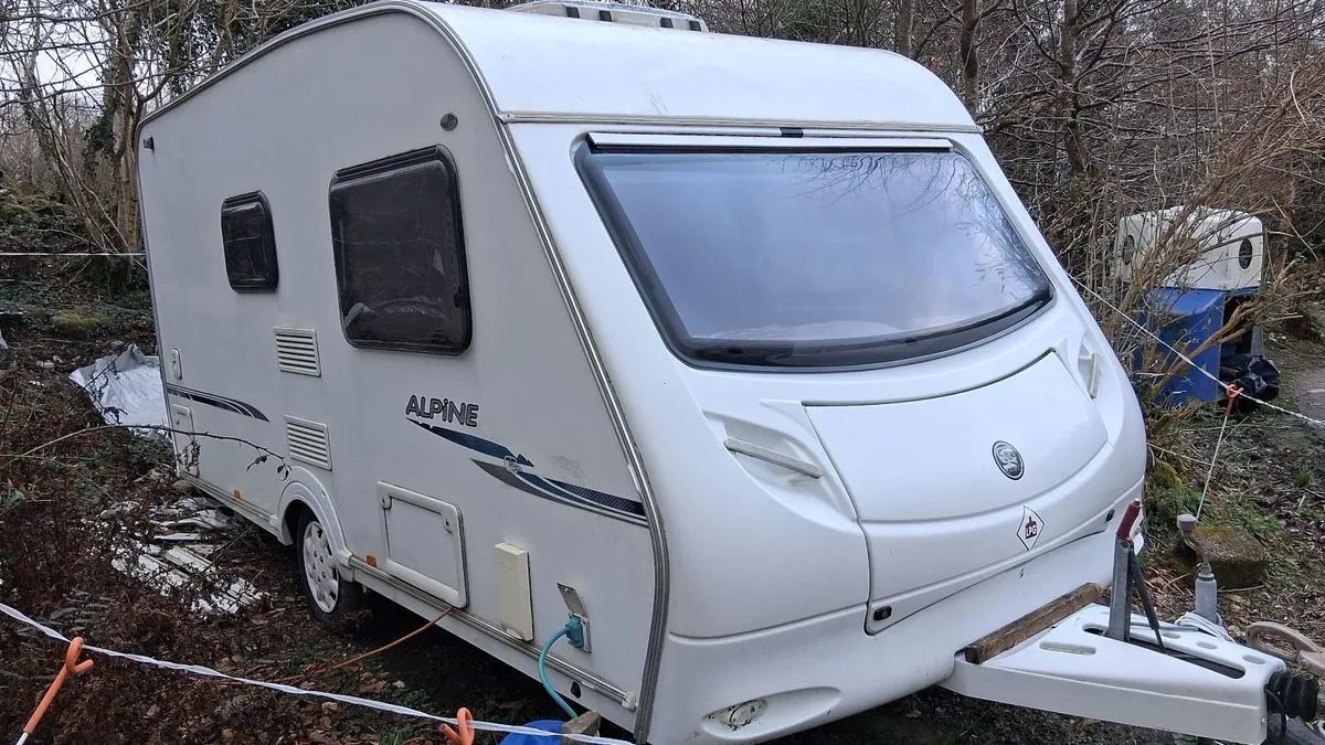 Alpine swift  2   2 birth Perfect as new caravan - Image 1