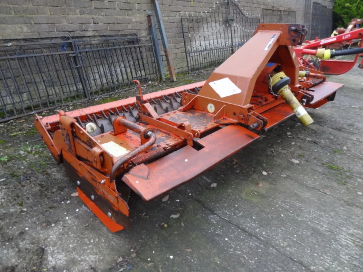 Kuhn 3 Metre Power harrow - Image 3