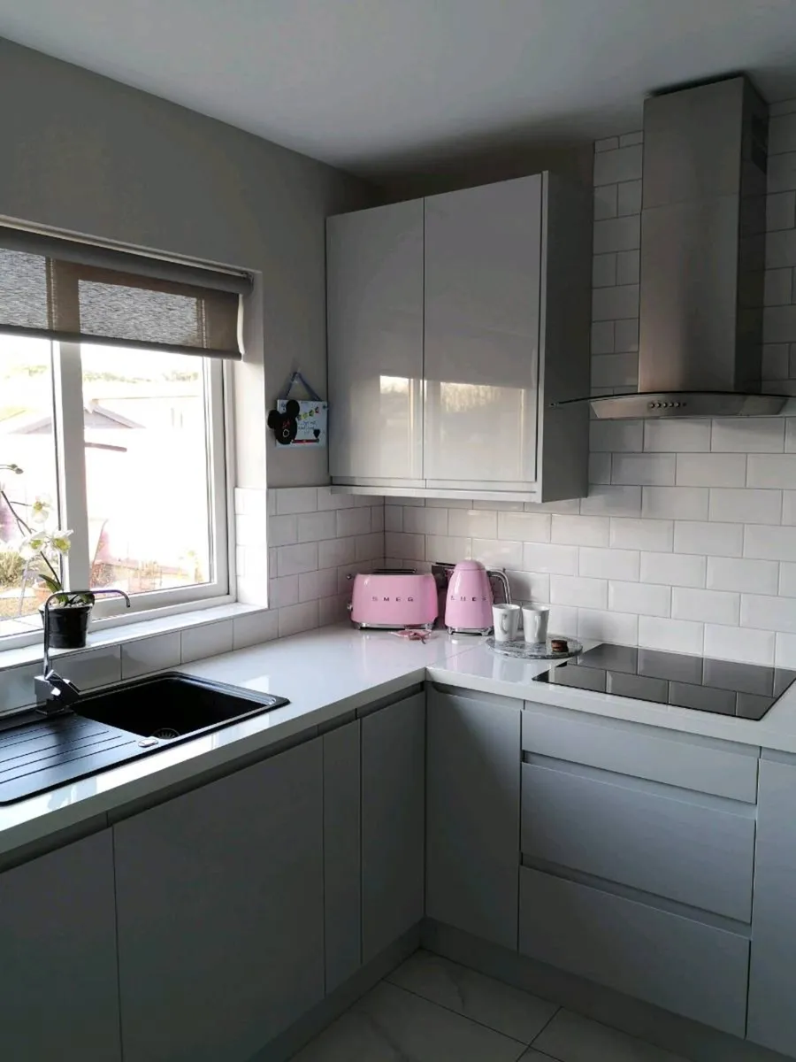 Kitchen - Image 4