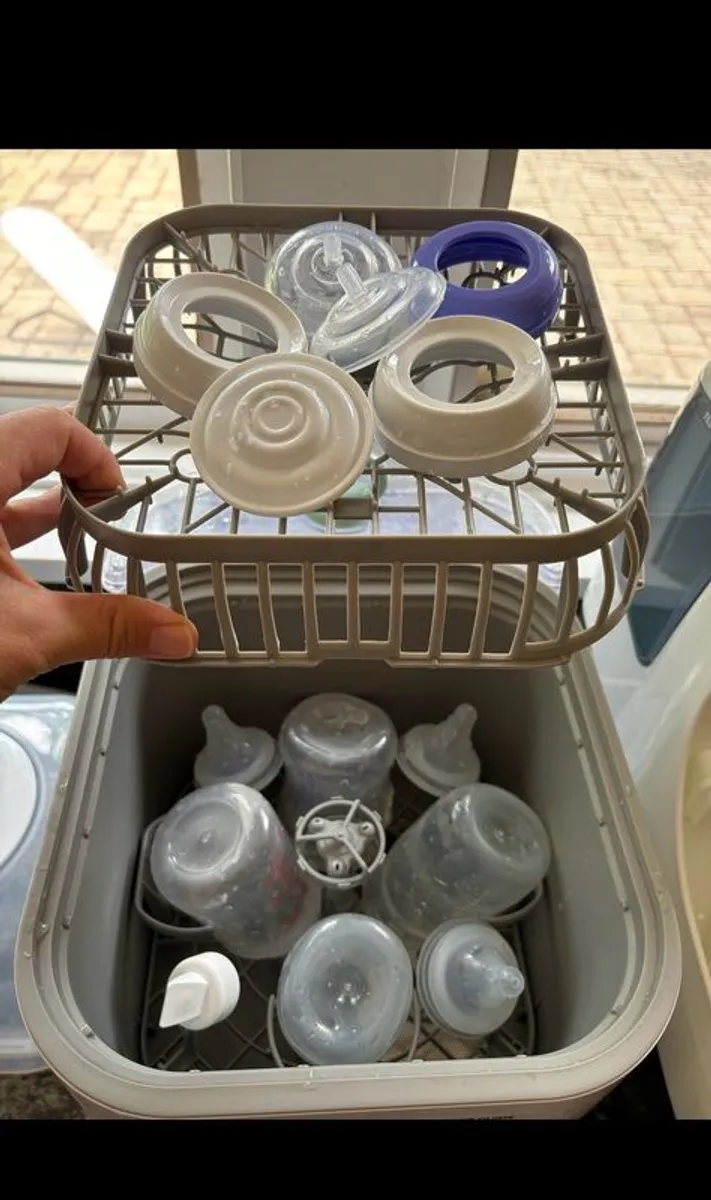 Brand New Momcozy Bottle Washer / Steriliser / Dryer (Unwanted Gift) - Image 2