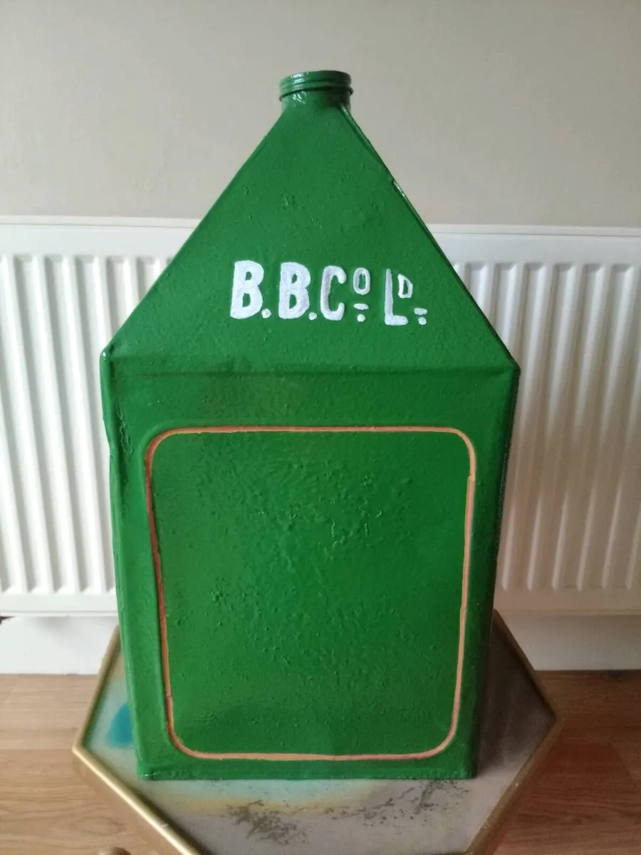 Vintage petrol can - Image 1