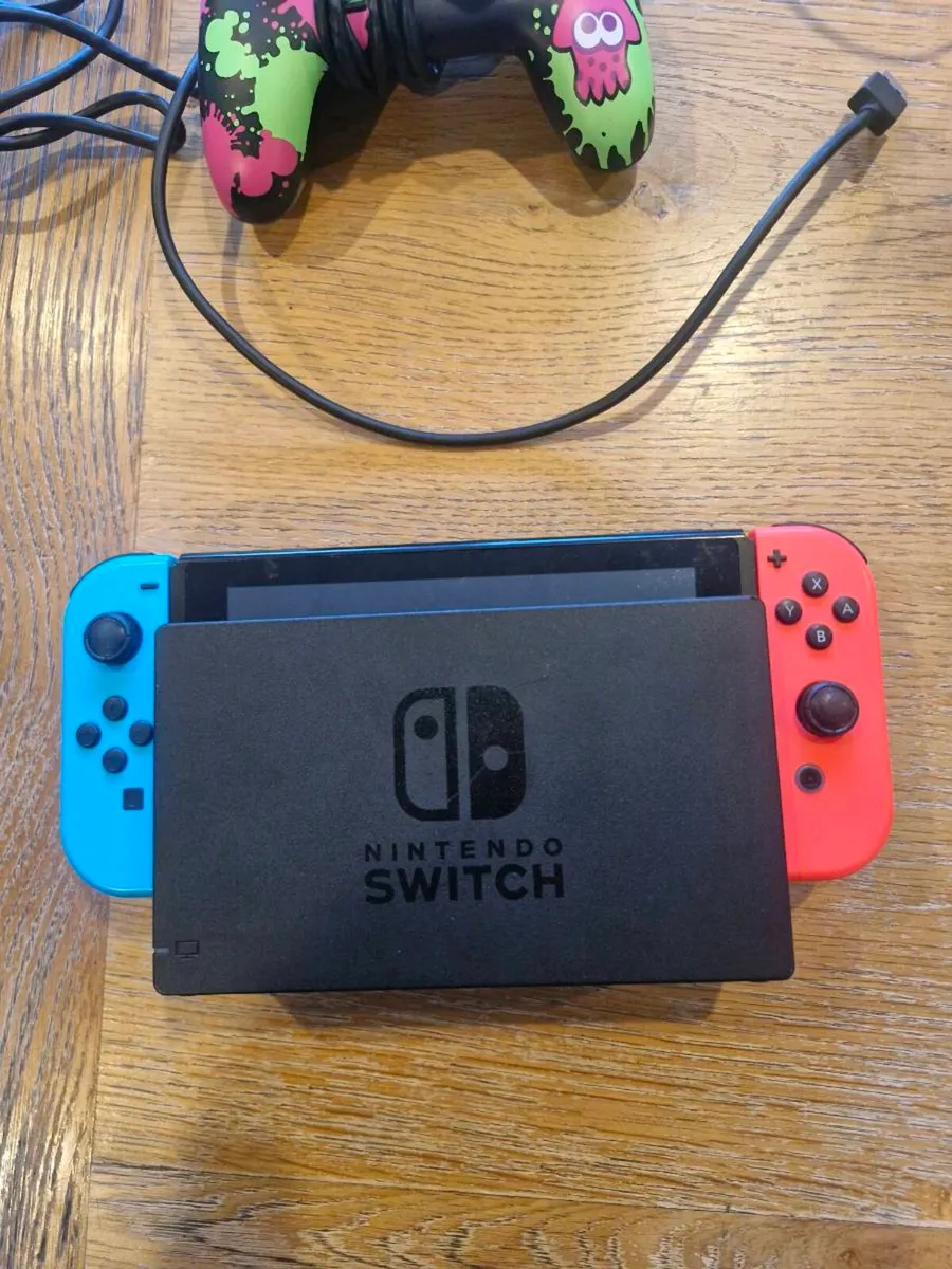 Nintendo switch bundle for sale - Image 1