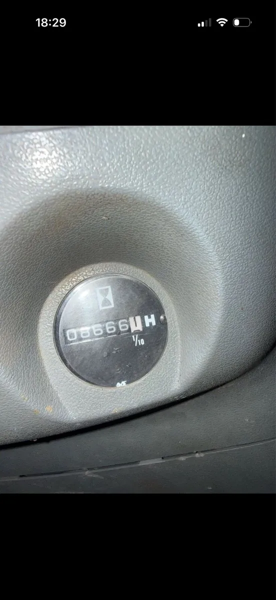 Hitachi ex120-5 (trade in welcome) - Image 3