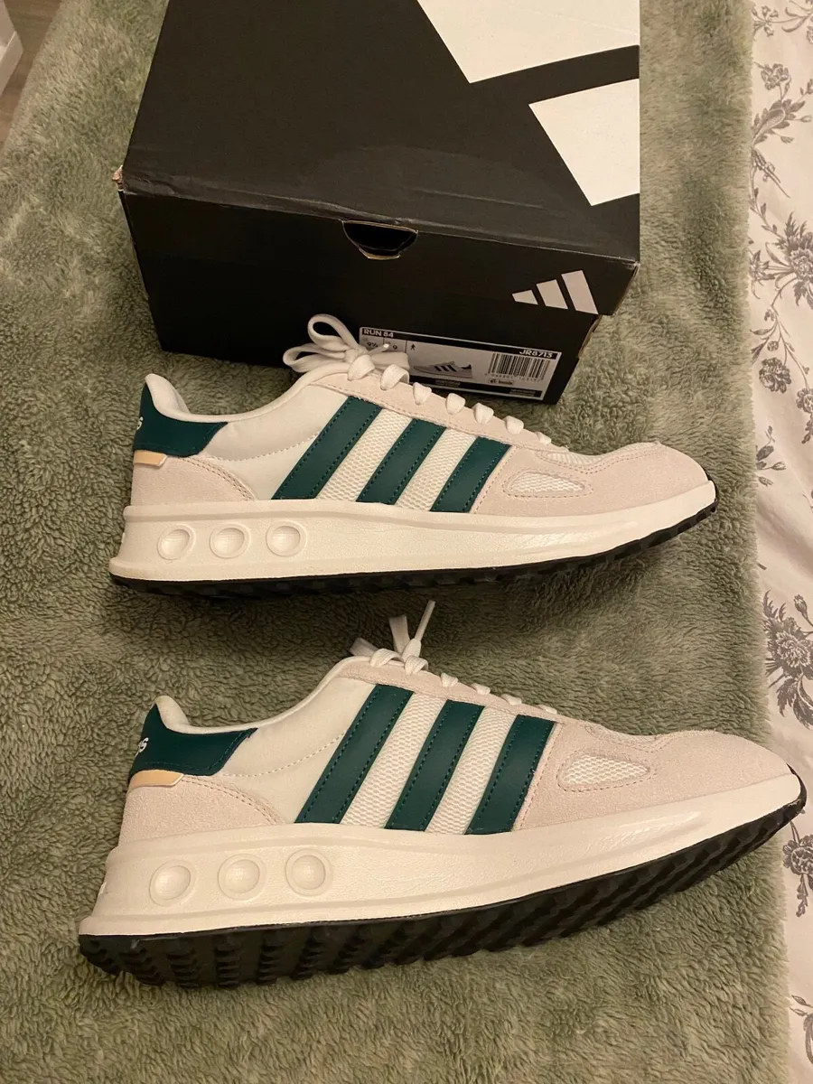 Mens Adidas Trainers - Image 3