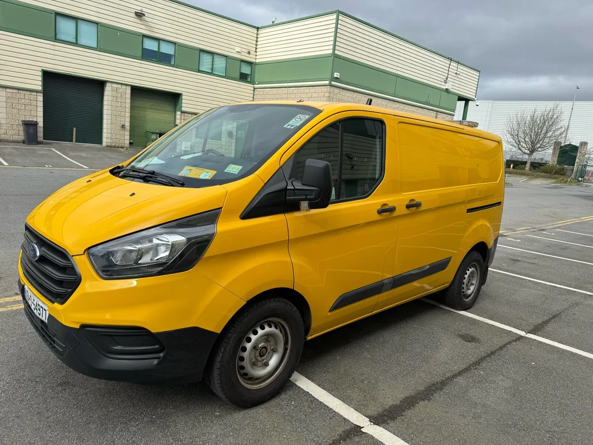 Ford Tranzit Custom - Image 2