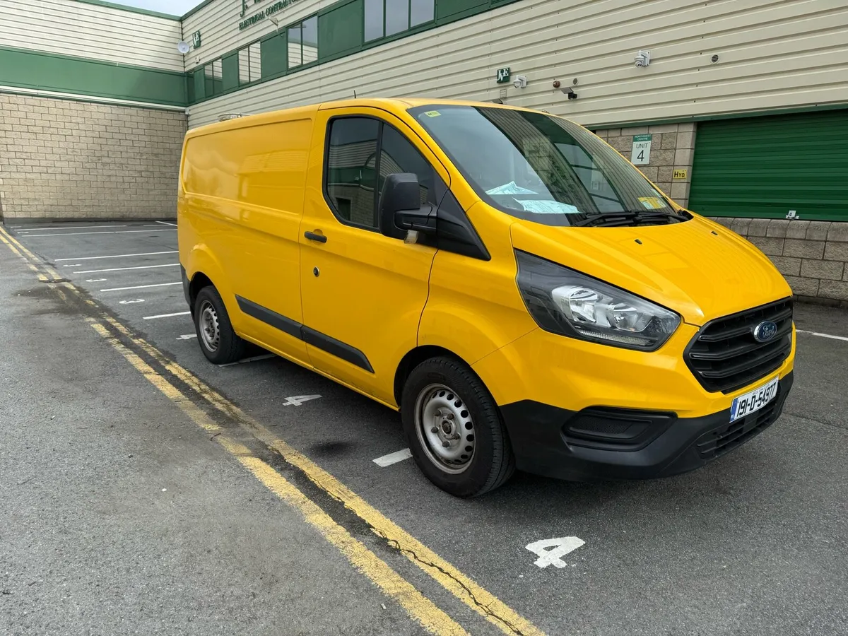 Ford Tranzit Custom - Image 1