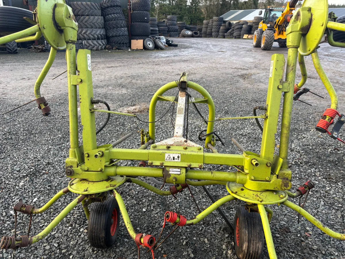 Class 6 rotor tedder - Image 4