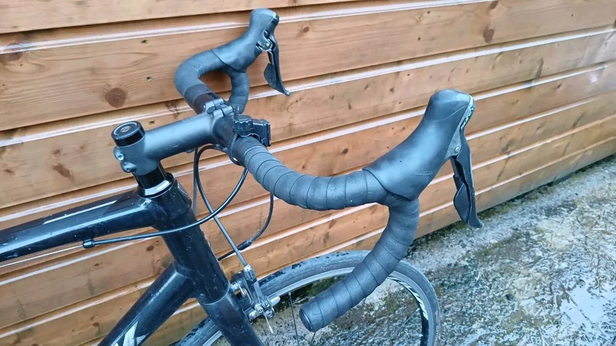 Trek Road Bike Medium - Image 2