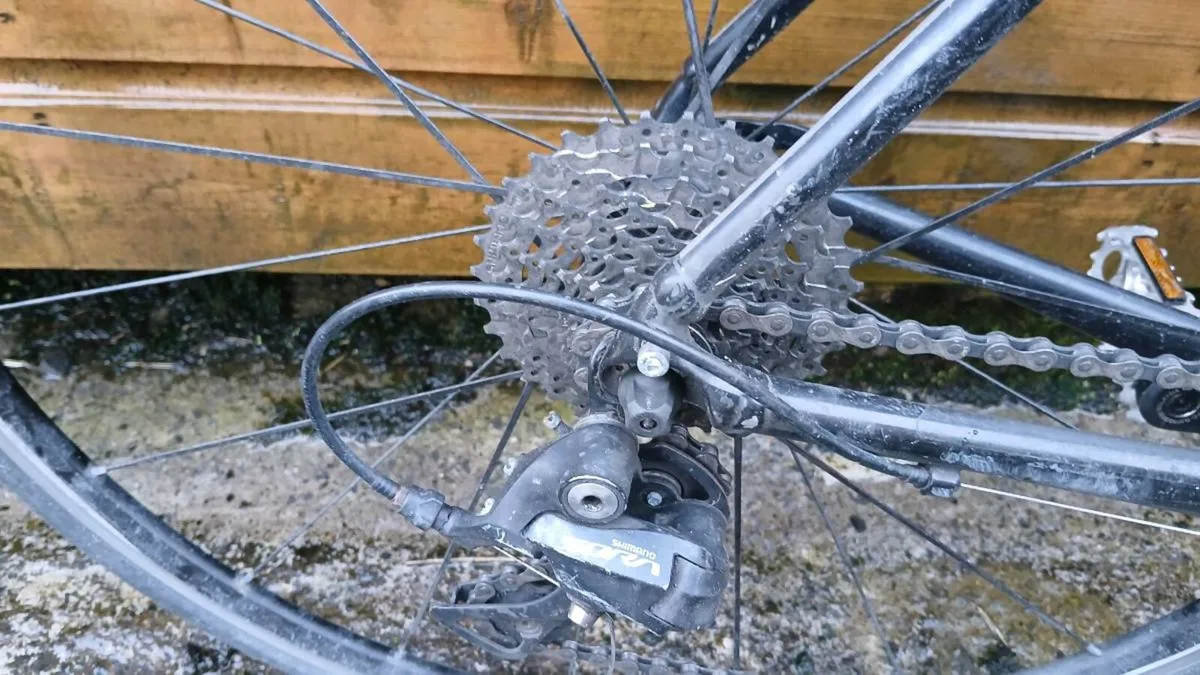 Trek Road Bike Medium - Image 3