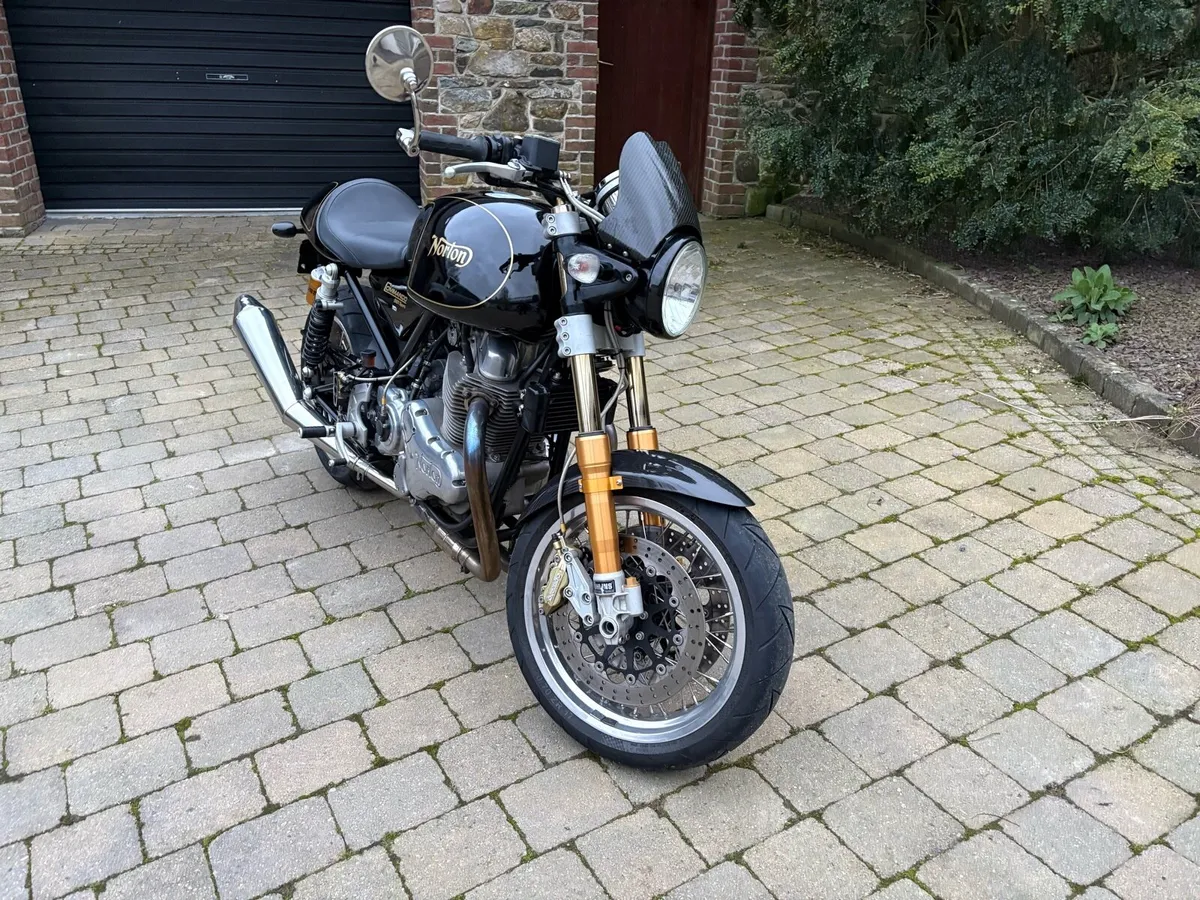 Norton Commando 961 Sport - Image 3
