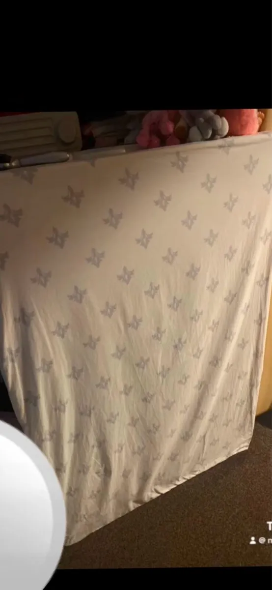 Double bed - Image 1