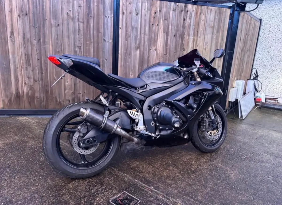 GSXR600 K9 - Image 3