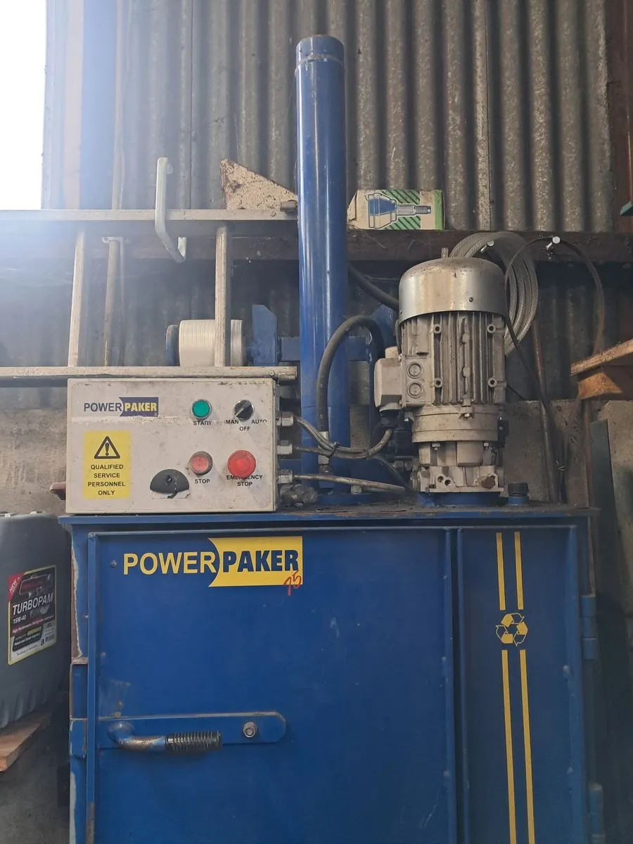 for sale cardbord compactor asnew - Image 2