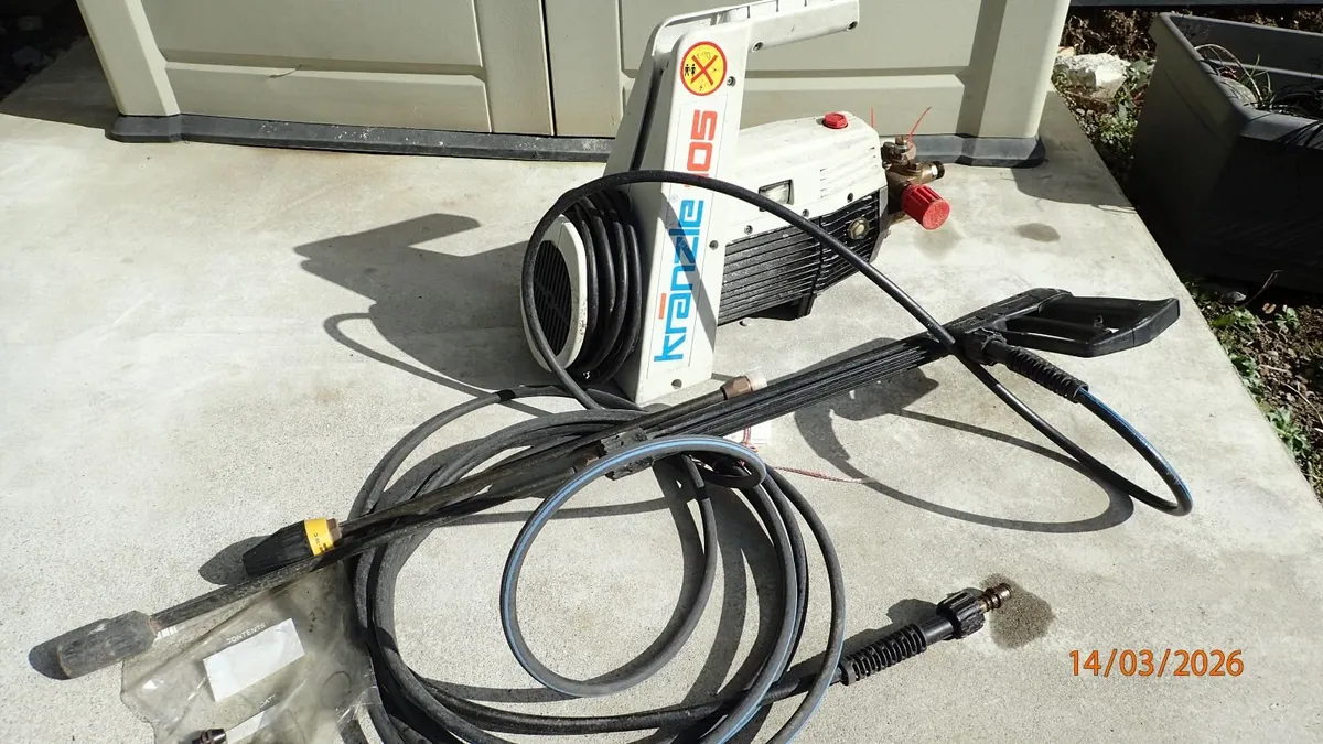 pressure wash - Image 2