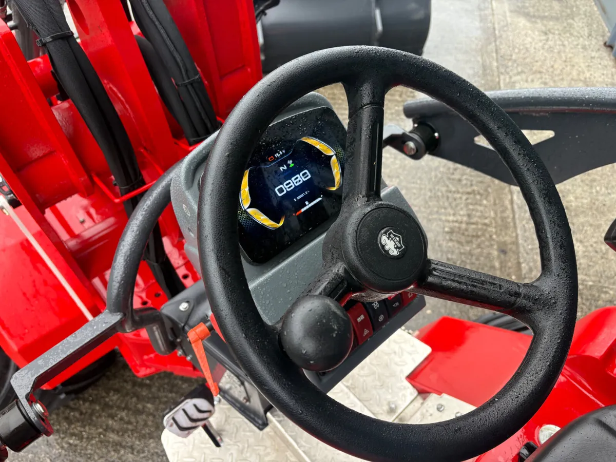 Heracles H190 Mini wheel loader - Image 2